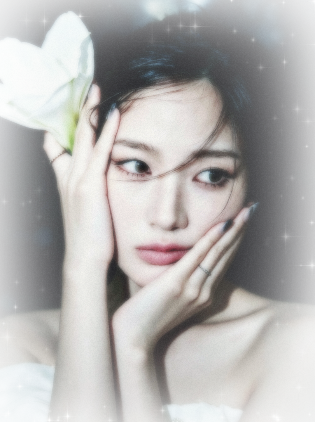 Latest photo of Kim Hyeyoon