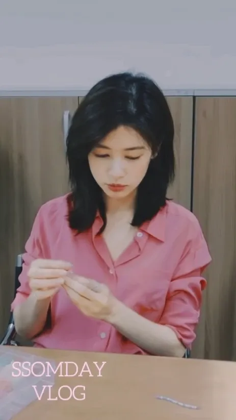 Today's popular wallpaper in Jung Somin community