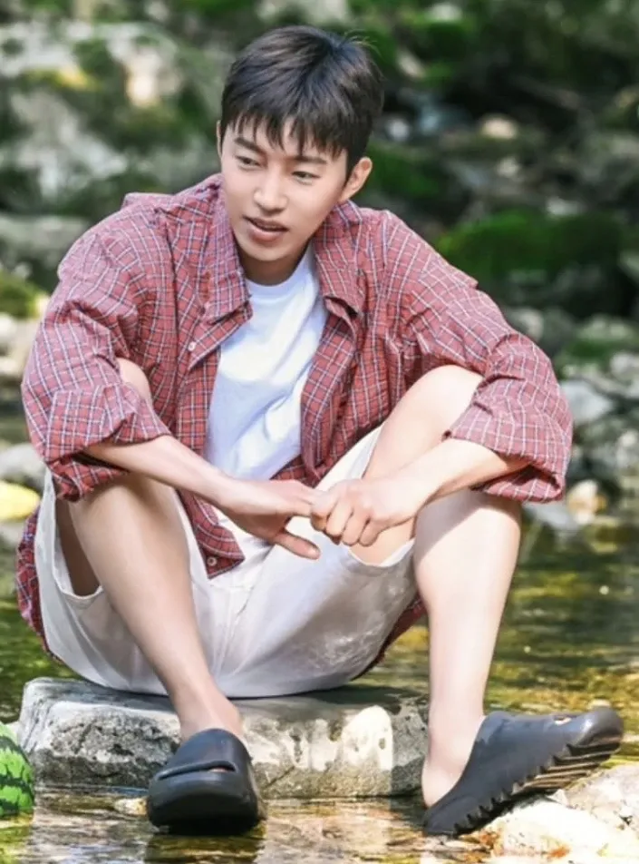 Foto kegiatan terbaru dari Lim Youngwoong