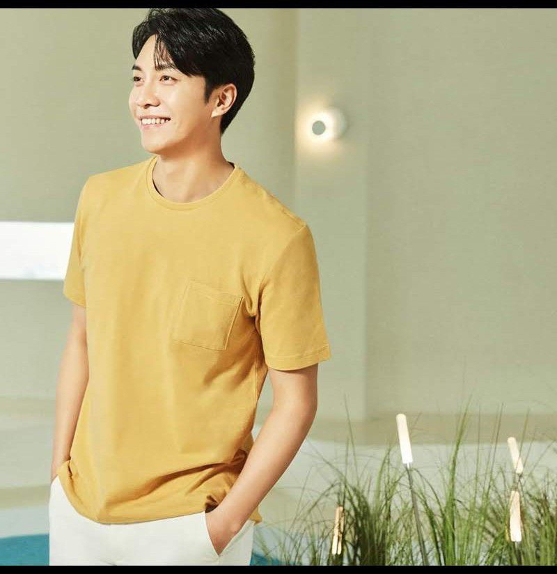 Latest photo of Lee Seunggi