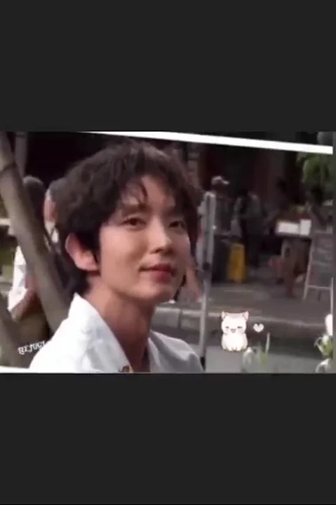 Latest photo of Lee Joongi