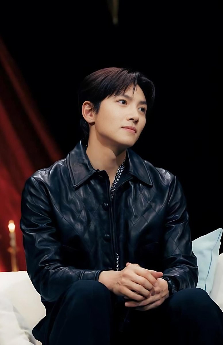 チ・チャンウクの最近の活動ショット