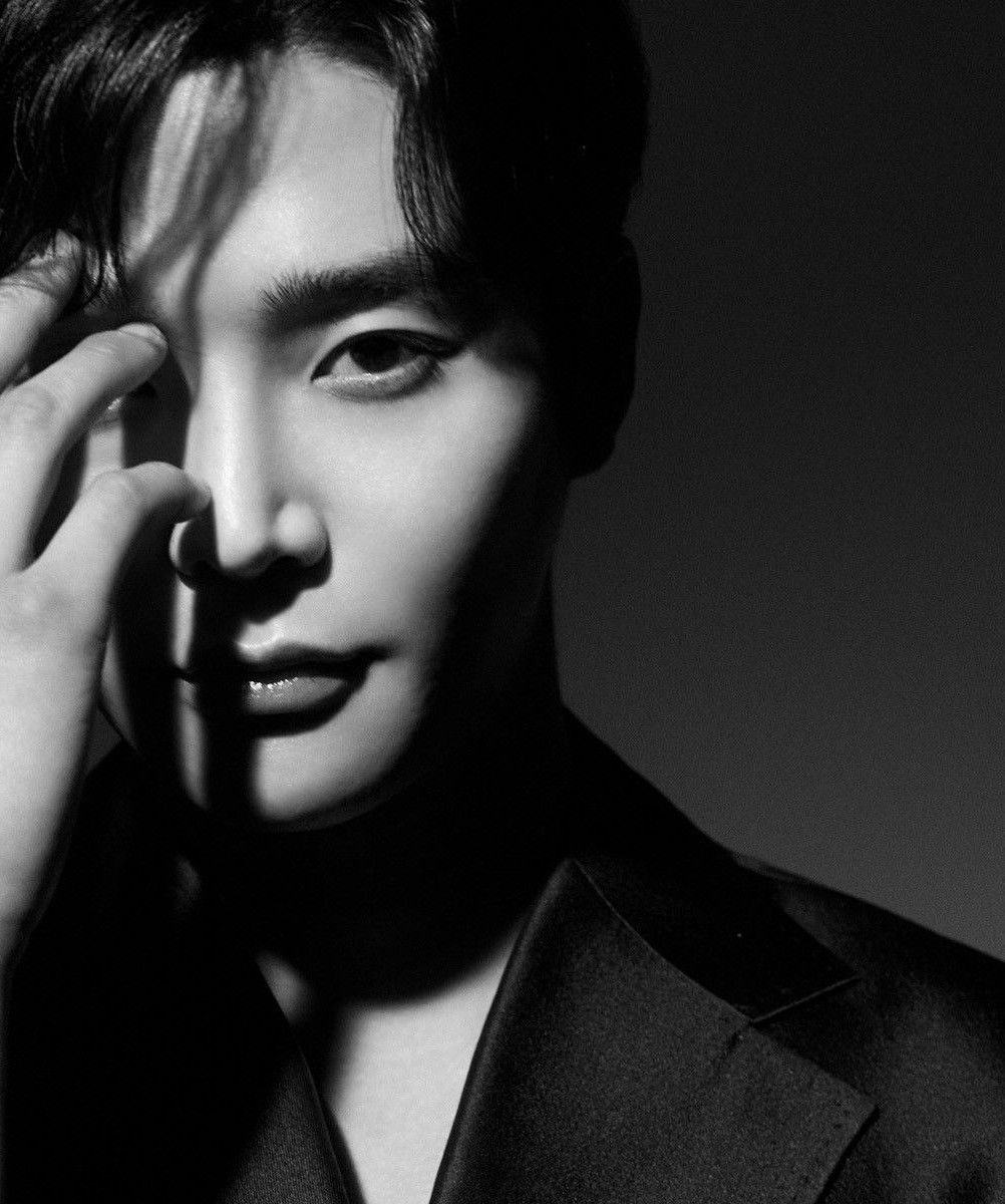 Foto kegiatan terbaru dari Rowoon