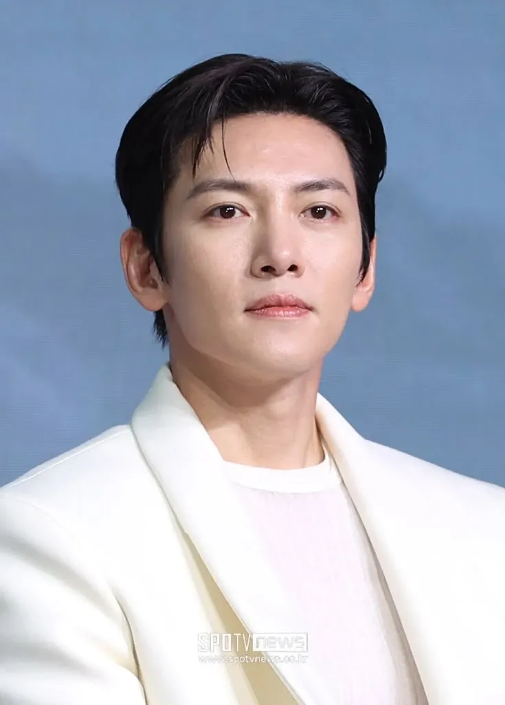 Recent activity shot of Ji Changwook