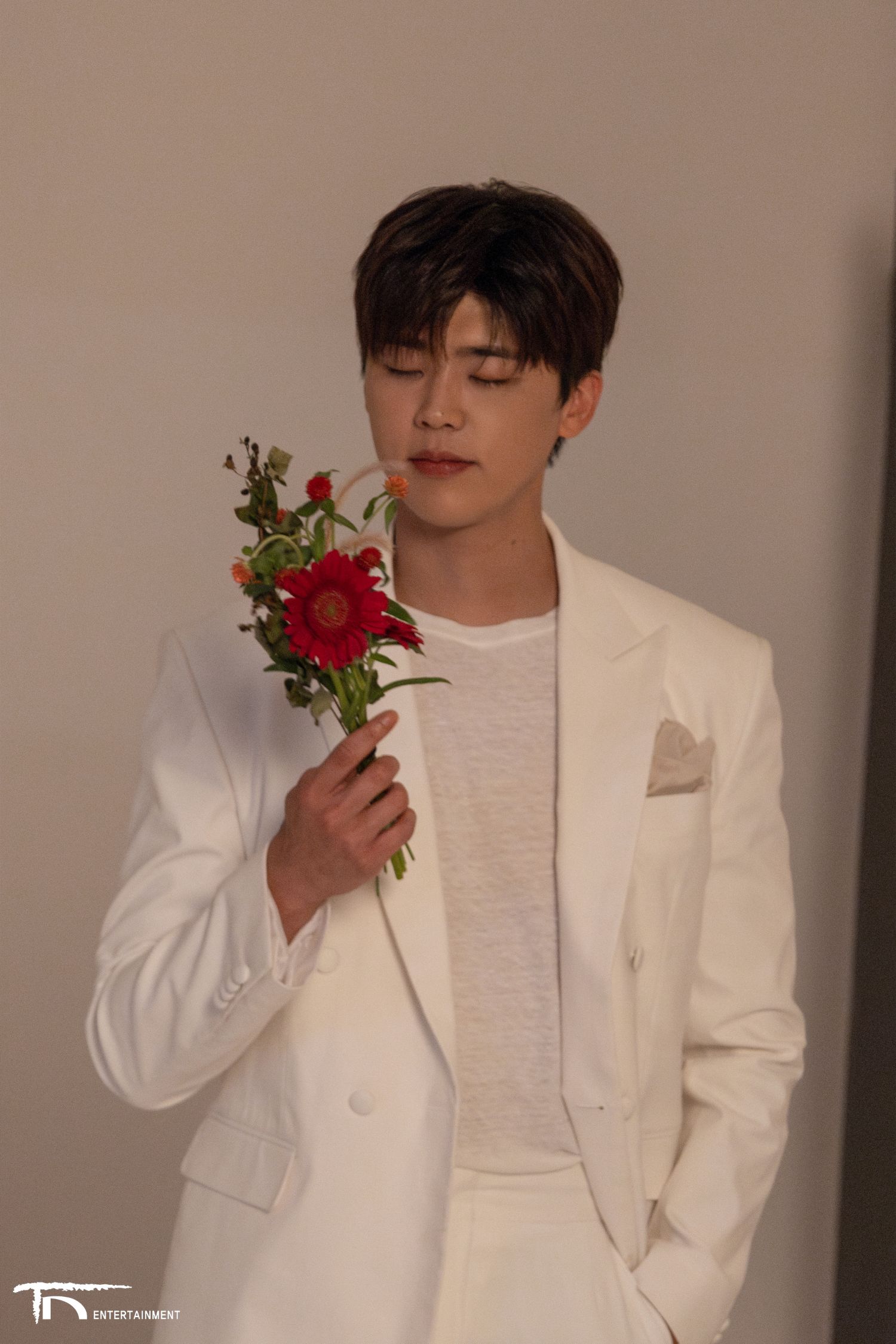 Recent activity shot of Park Jihyeon