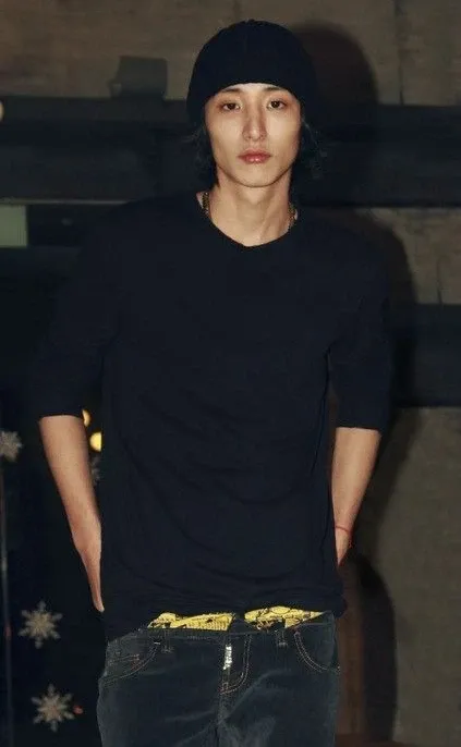 Recent activity shot of Lee Soohyuk