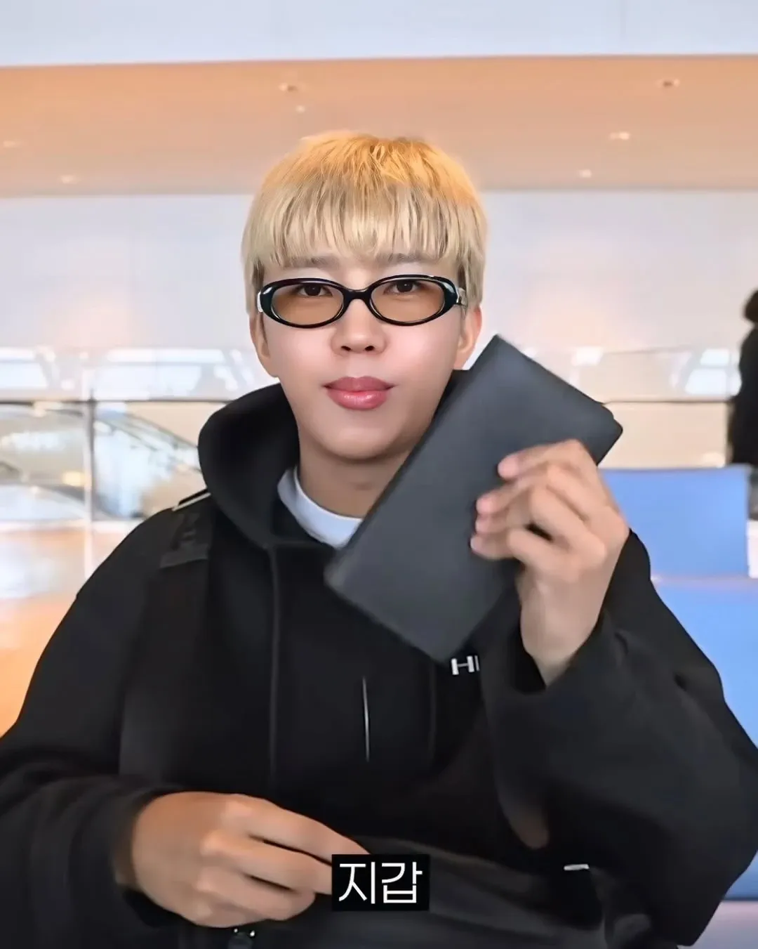 Cuplikan di balik layar dari Lim Youngwoong