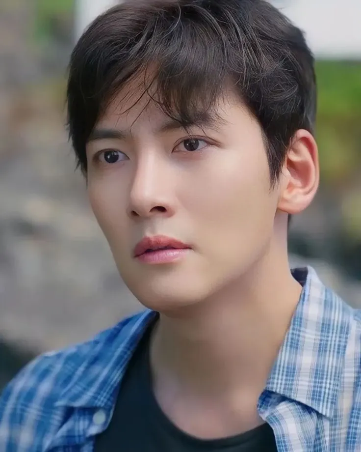 Recent activity shot of Ji Changwook