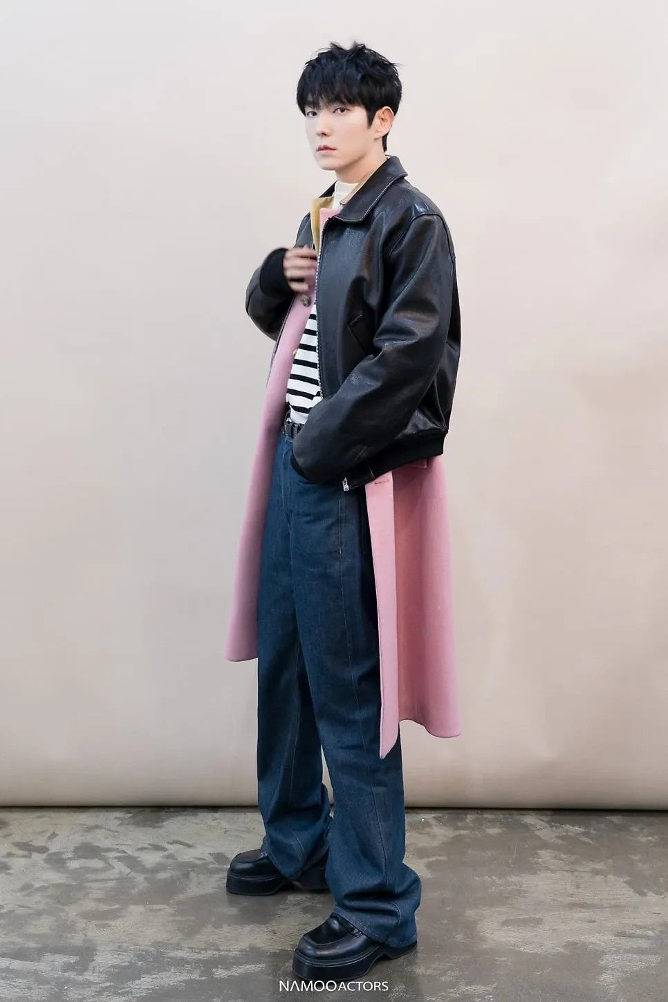 Behind-the-scenes cut of Lee Joongi