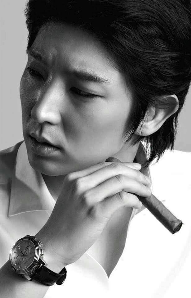 Recent activity shot of Lee Joongi