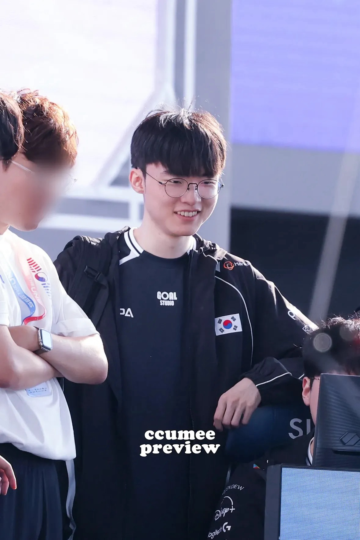 Behind-the-scenes cut of Faker