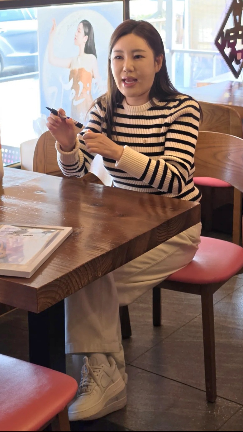 粉絲拍下的宋歌人瞬間