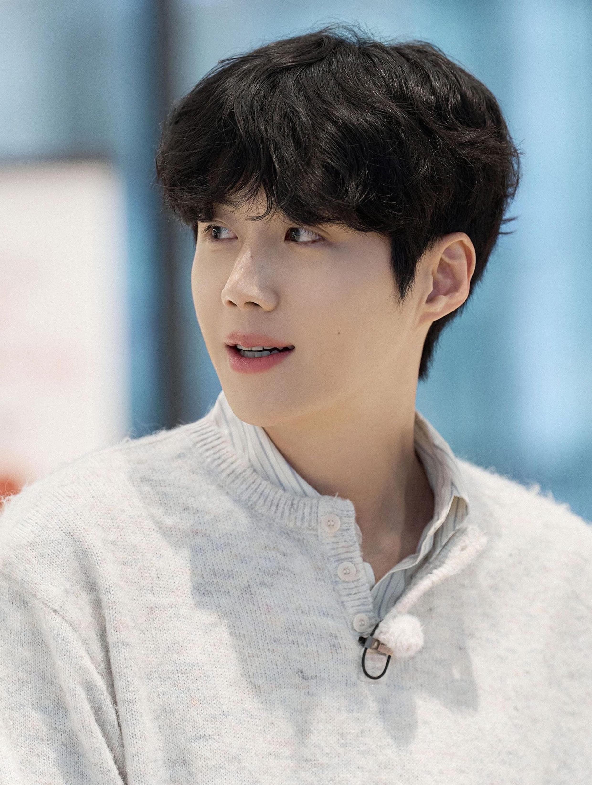 Latest photo of Kim Seonho