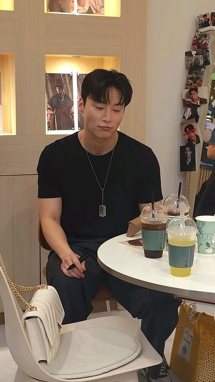 Heo Namjun background image recommended by Choeaedol Celeb fandom
