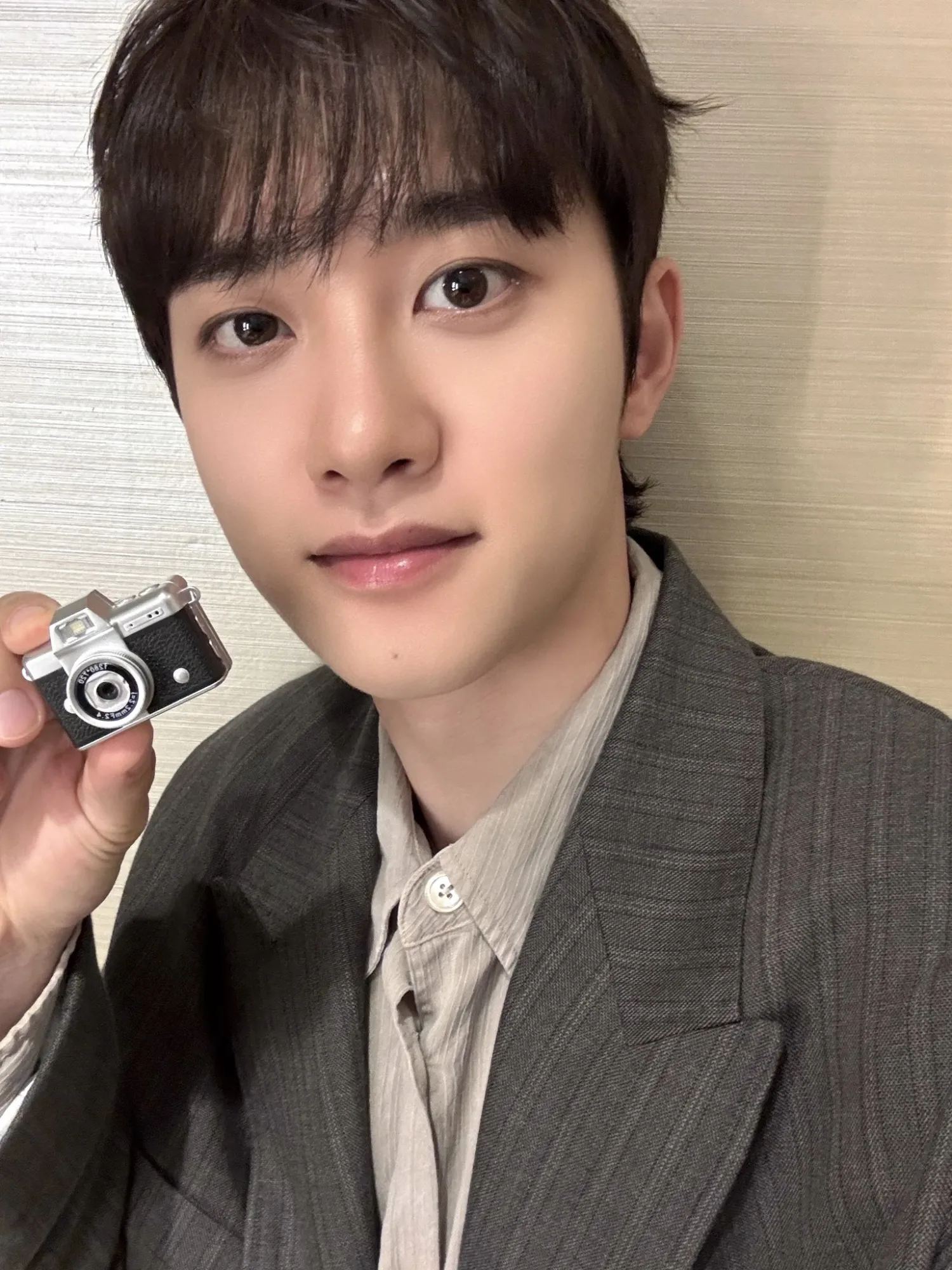 도경수 (디오)의 비하인드 컷