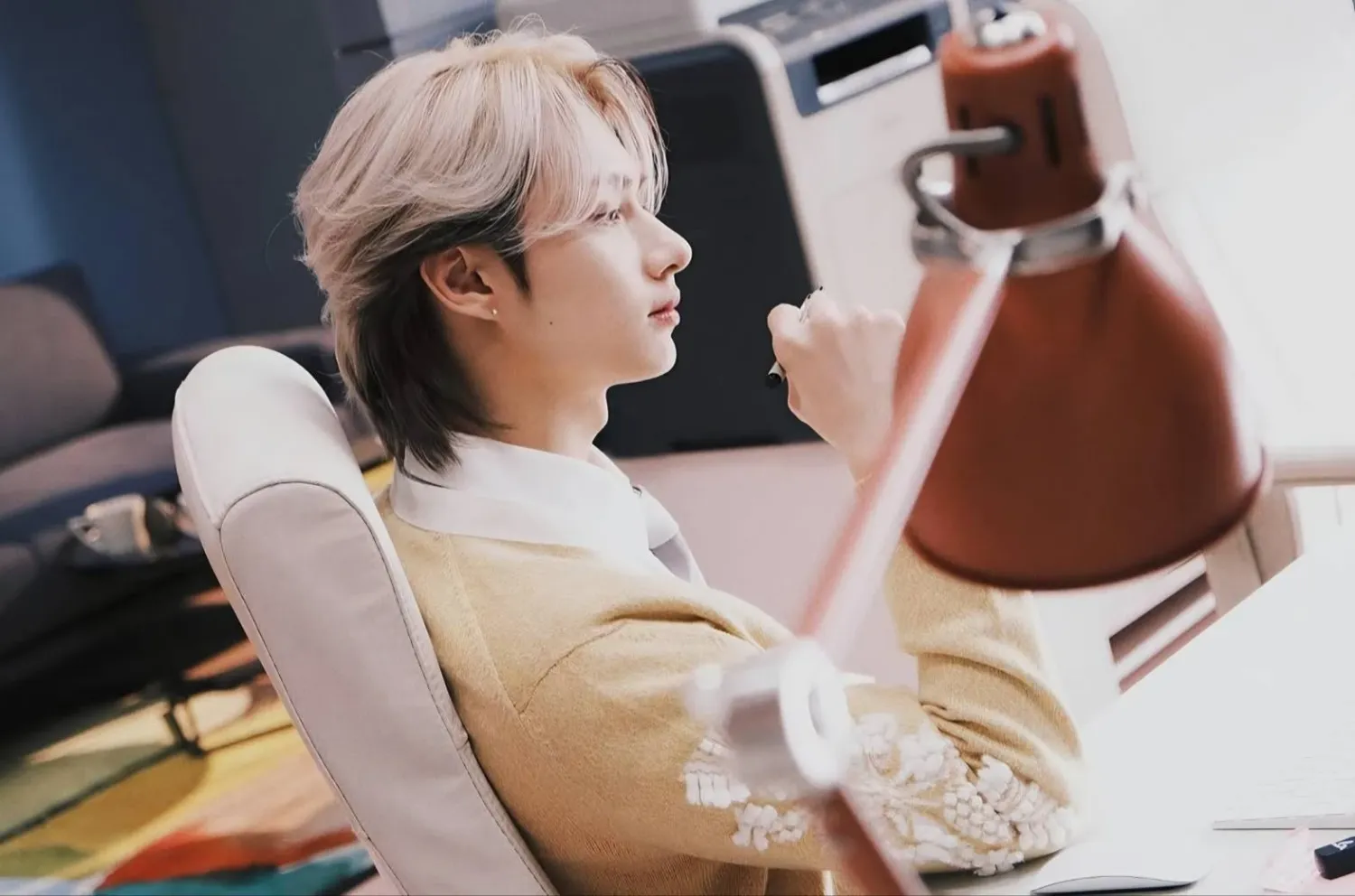 Behind-the-scenes cut of Wen Junhui