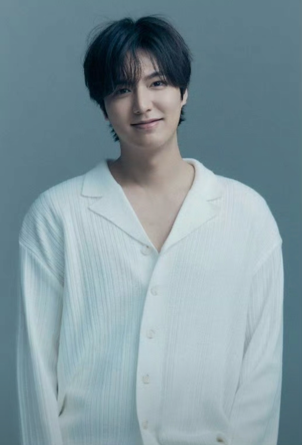 イ・ミンホの最近の活動ショット