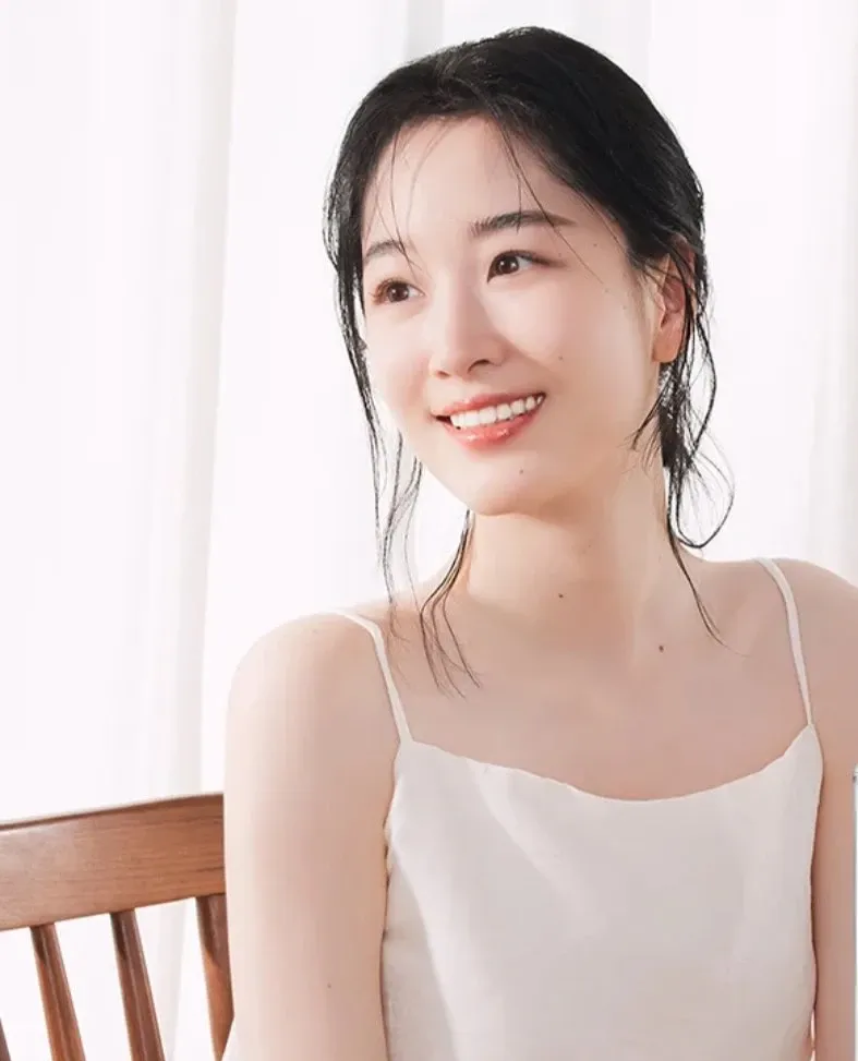 커뮤니티에서 화제된 인기 셀럽 콘텐츠