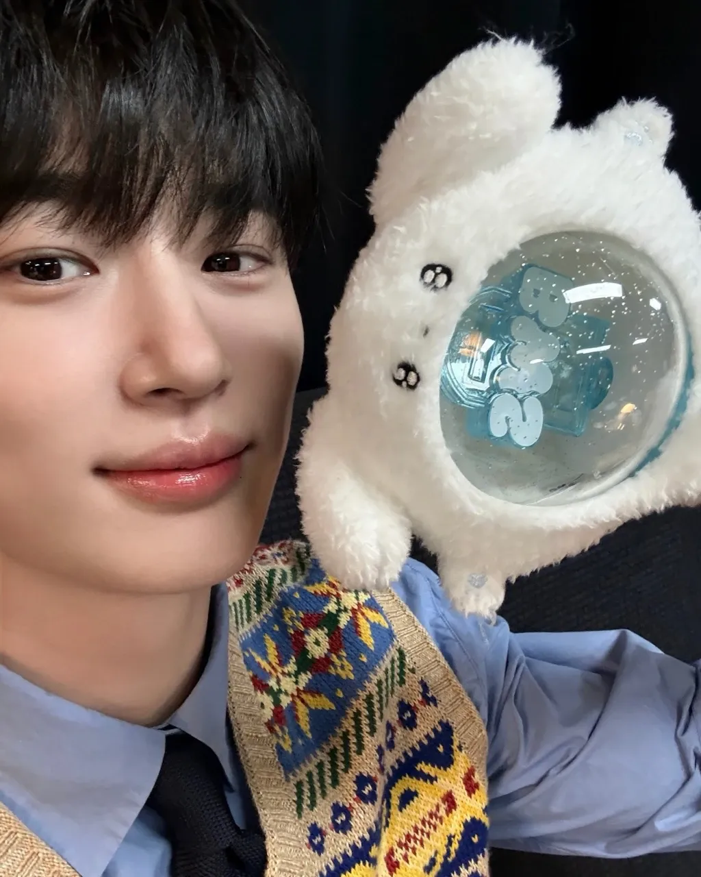 Recent activity shot of Byeon Wooseok