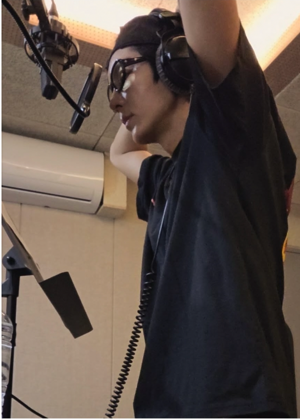 Behind-the-scenes cut of Lee Joongi