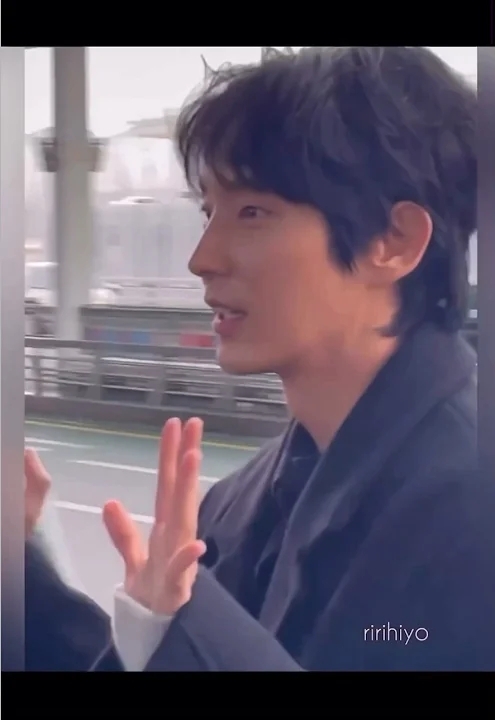 Cuplikan di balik layar dari Lee Joongi