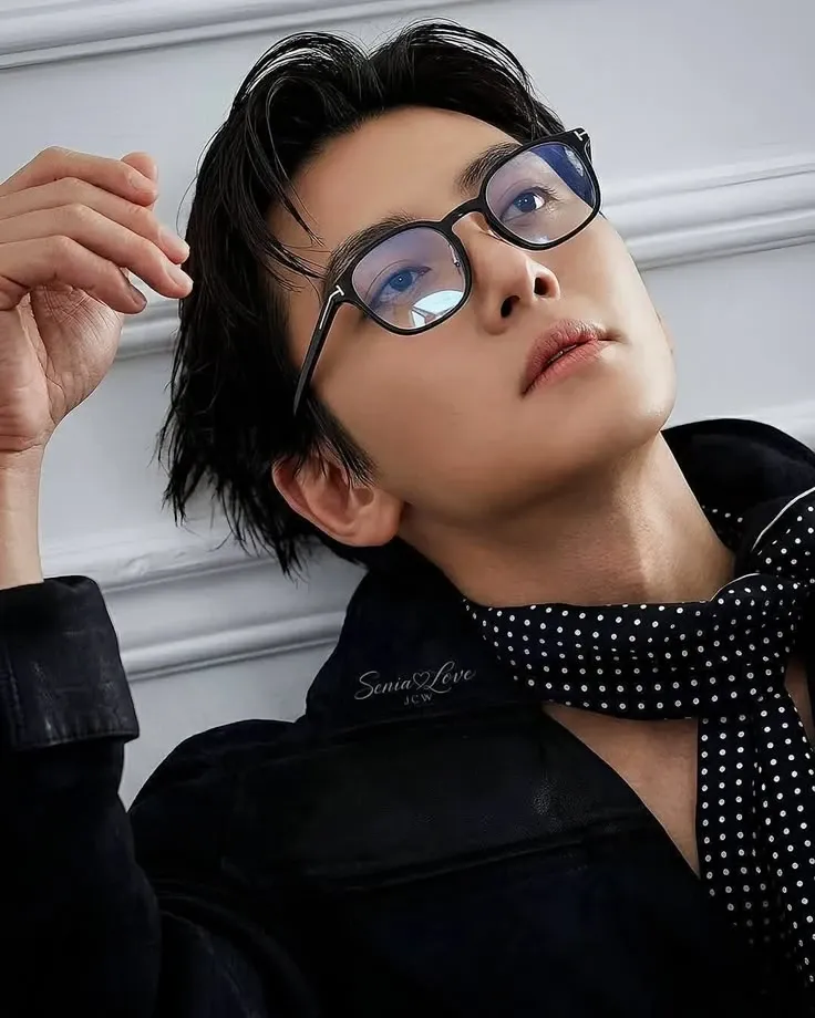 池昌旭的最新照片