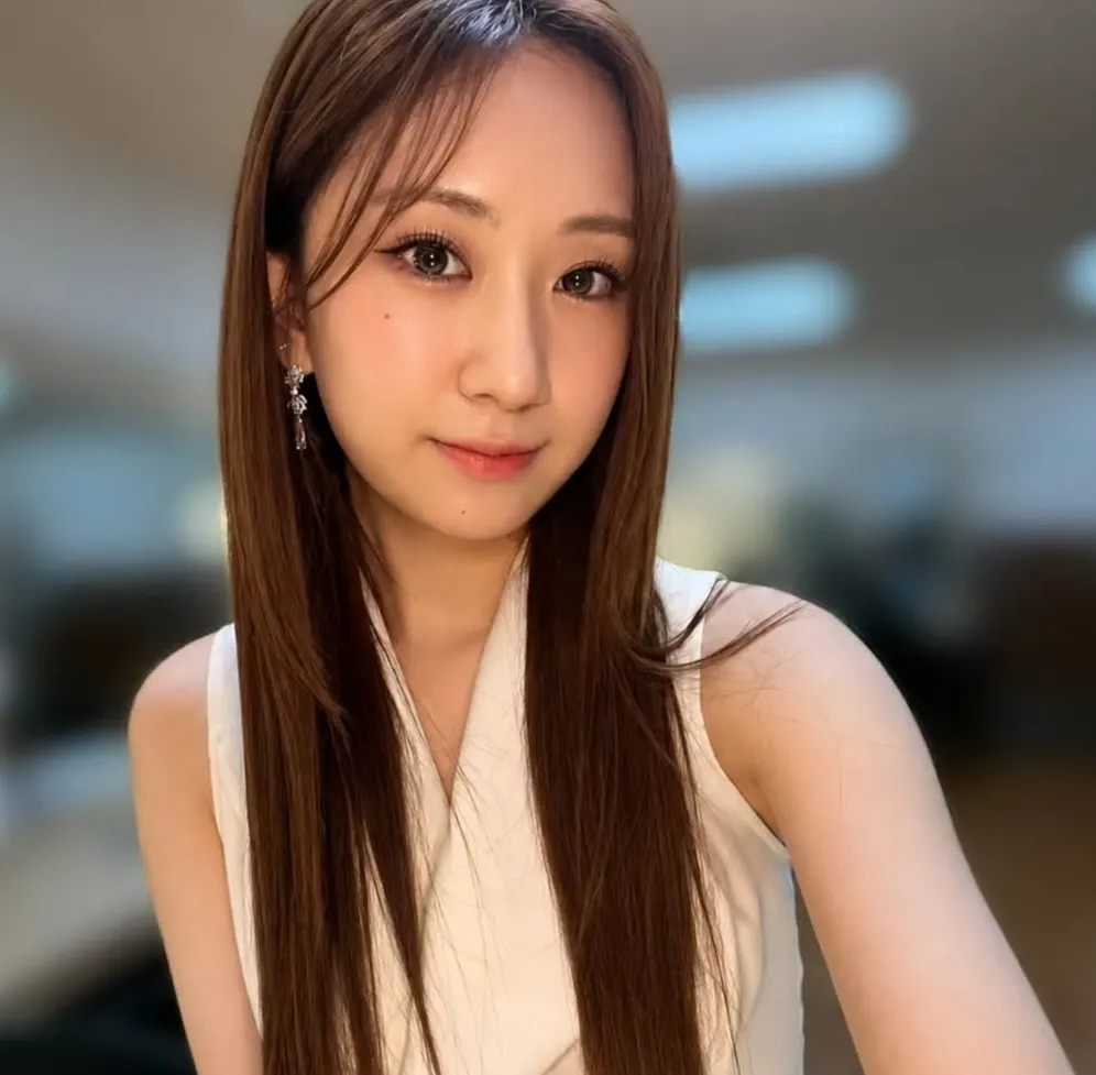 Momen yang diabadikan oleh penggemar Jeon Yujin