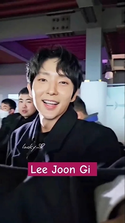 Today's popular wallpaper in Lee Joongi community