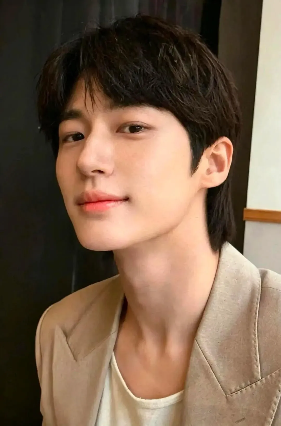 Recent activity shot of Byeon Wooseok