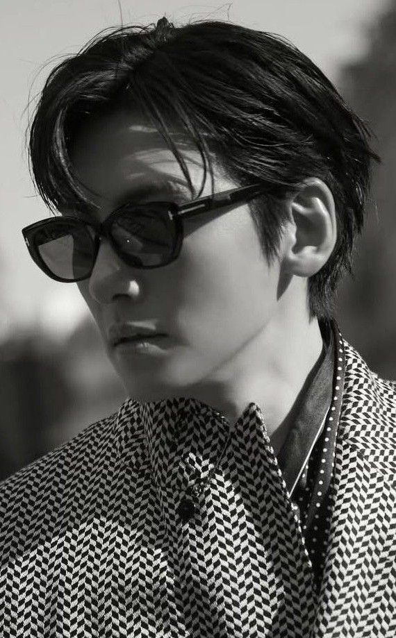 粉丝拍下的池昌旭瞬间