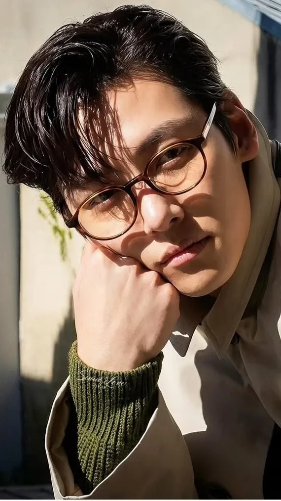 Behind-the-scenes cut of Ji Changwook