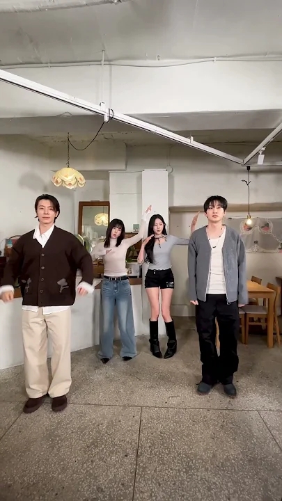 Special wallpaper made by Choi Siwon's fans