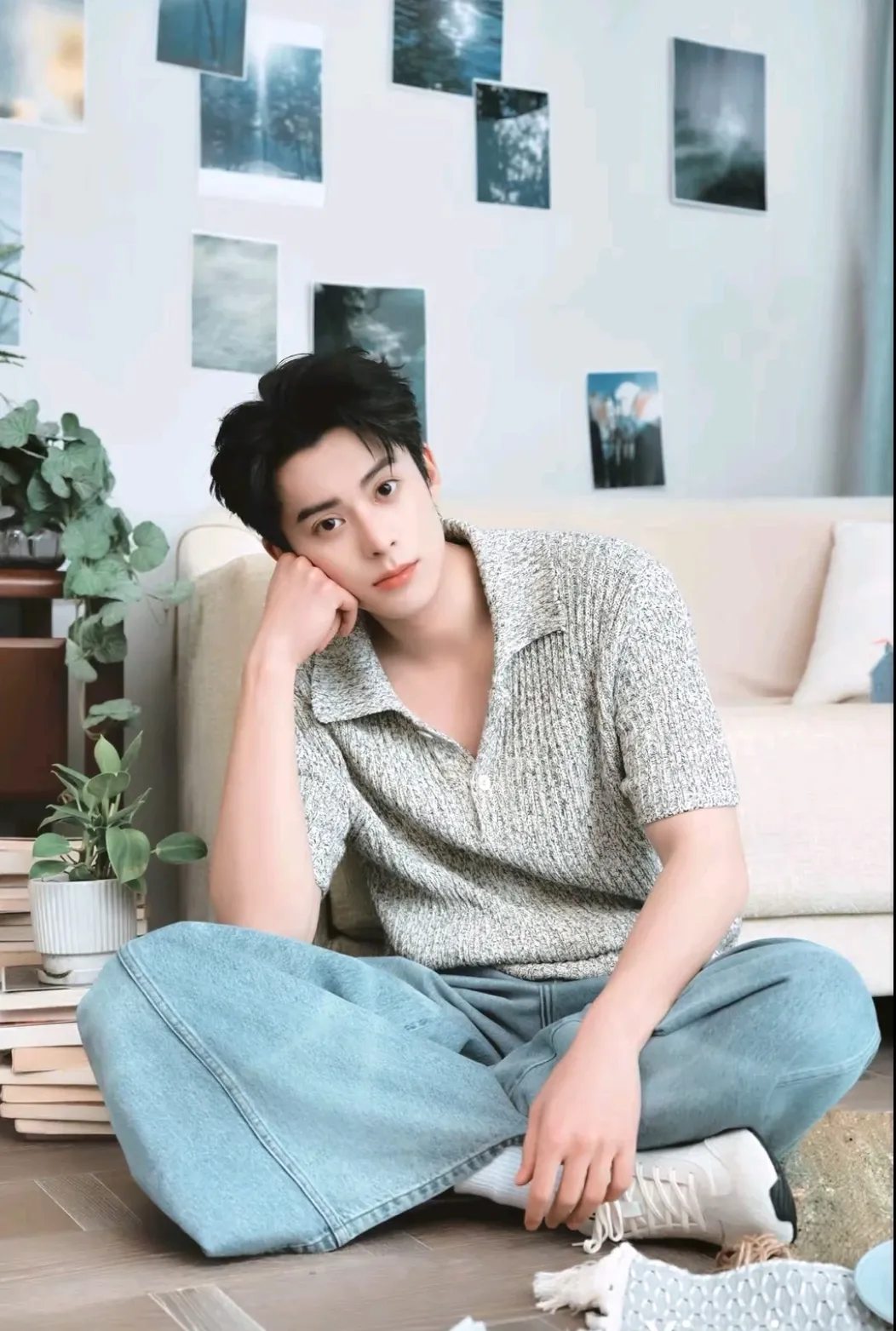 Latest photo of Dylan Wang