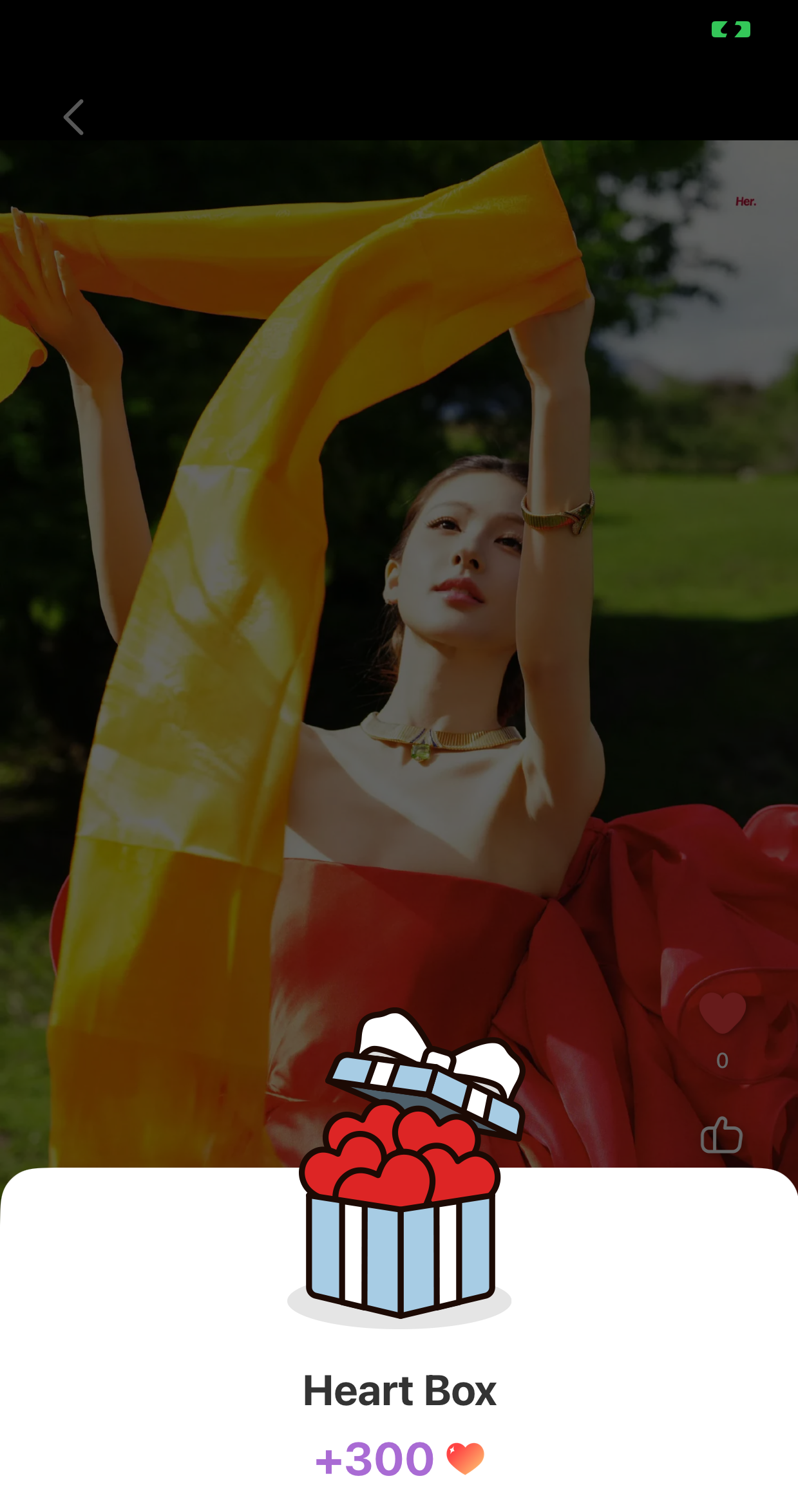 A moment captured by a fan of Zhao Lusi