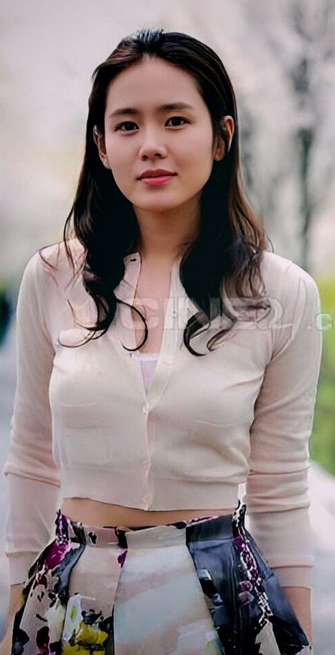 Foto terbaru dari Son Yejin