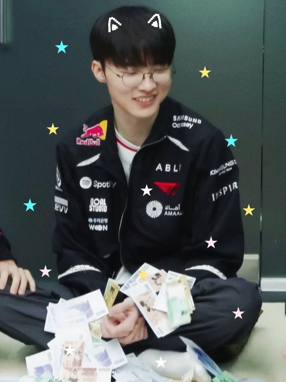 A moment captured by a fan of Faker
