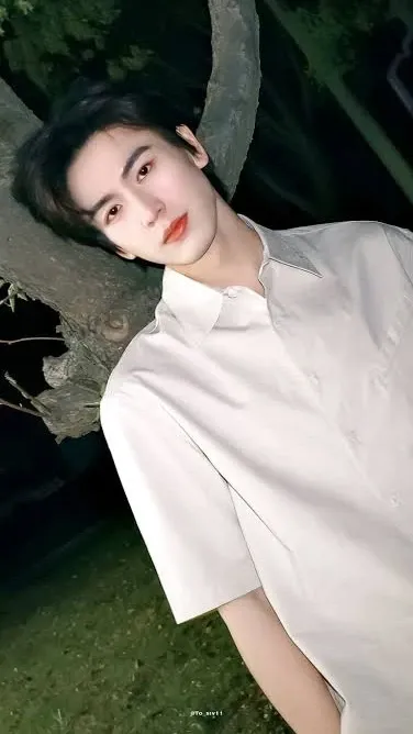 Latest photo of Zhang Linghe