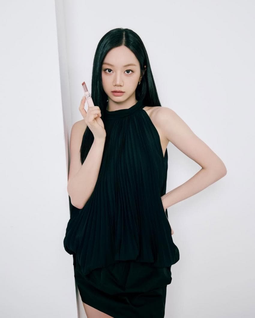 イ・ヘリのビハインドカット