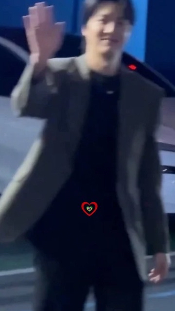 Recent activity shot of Lee Minho