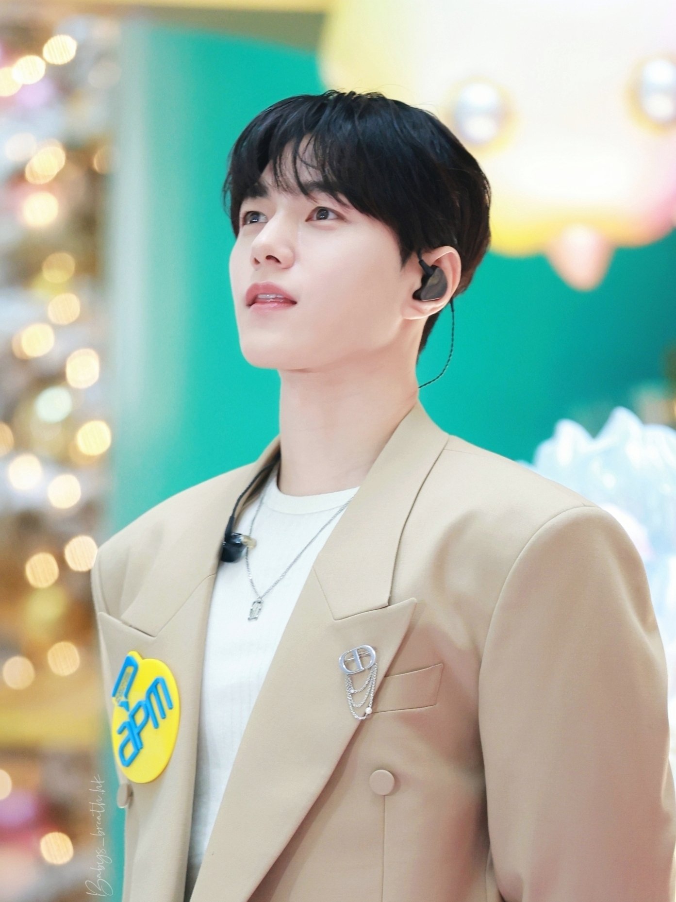 Recent activity shot of Kim Myungsoo (L)