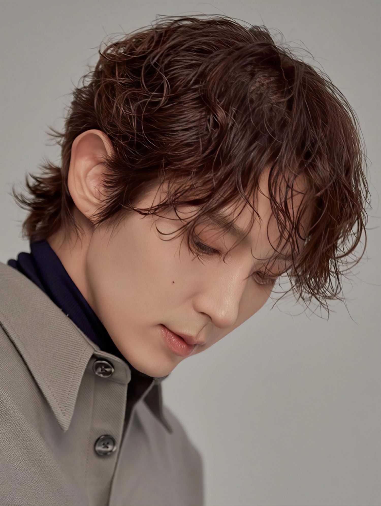 Behind-the-scenes cut of Lee Joongi