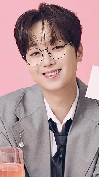 Momen yang diabadikan oleh penggemar Lee Chanwon