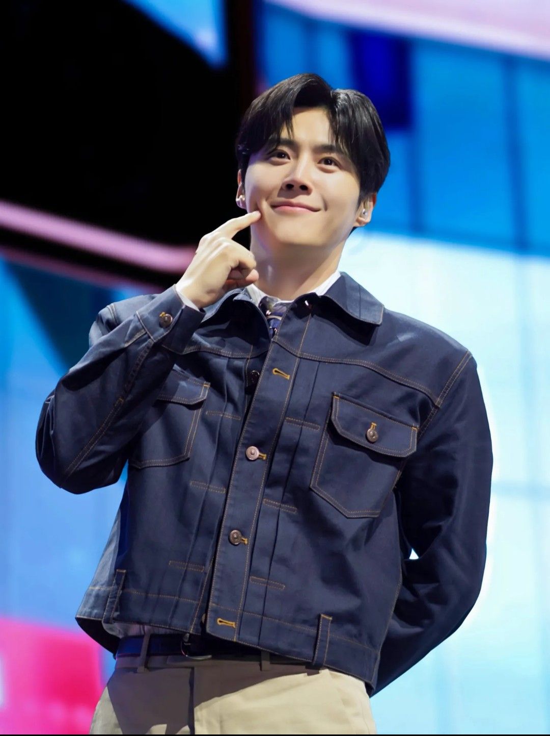 Latest photo of Kim Seonho
