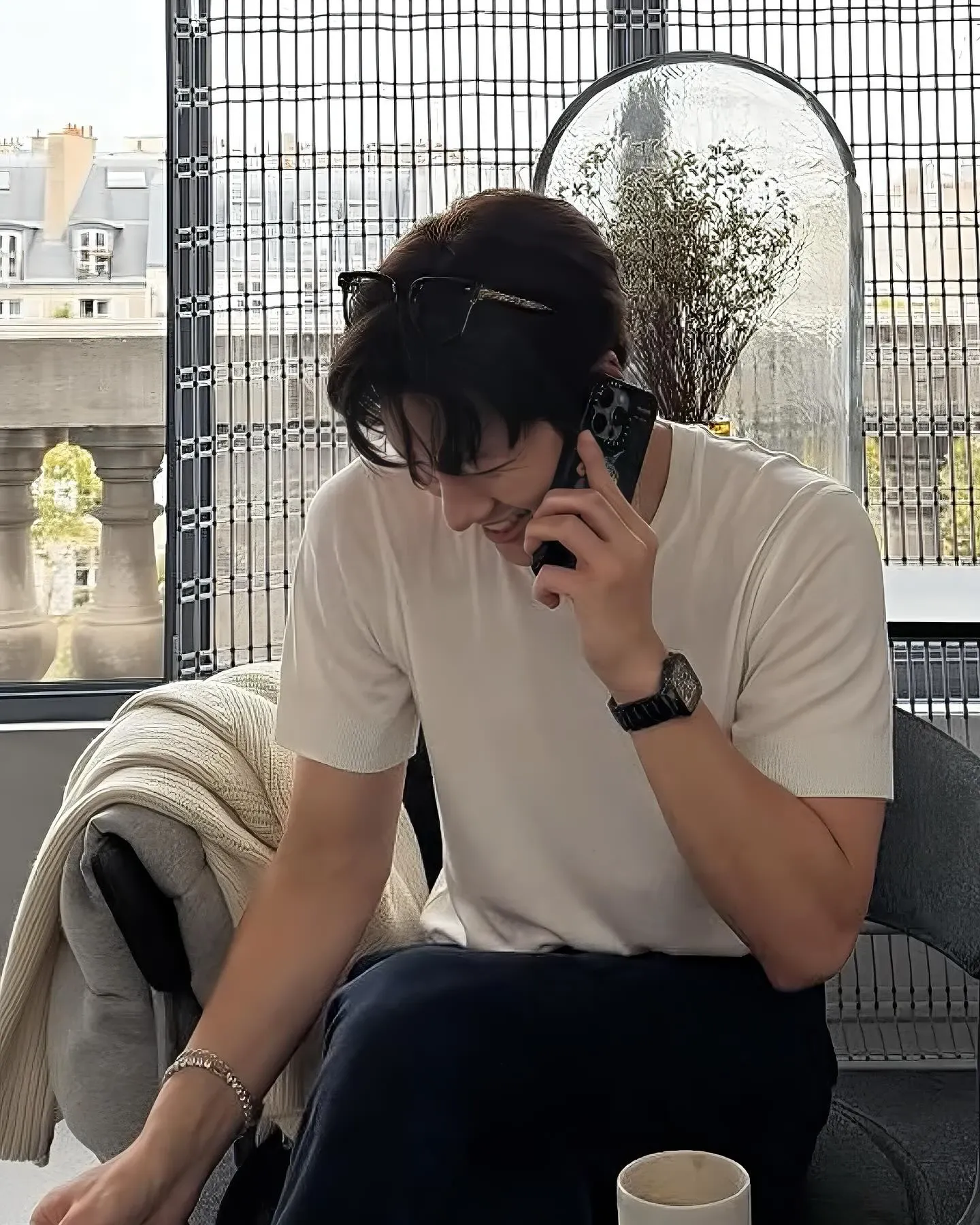 Behind-the-scenes cut of Ji Changwook