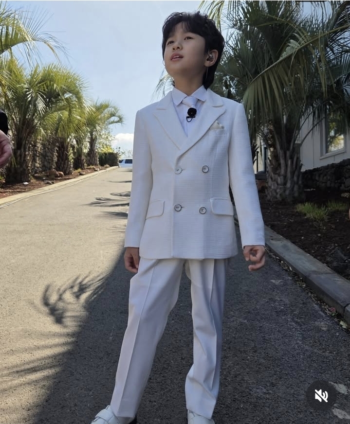 Recent activity shot of You Jiwoo