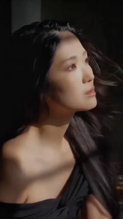 Latest photo of Kim Hyeyoon