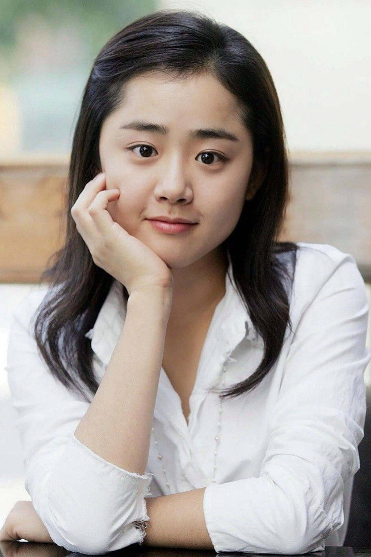 Recent activity shot of Moon Geunyoung