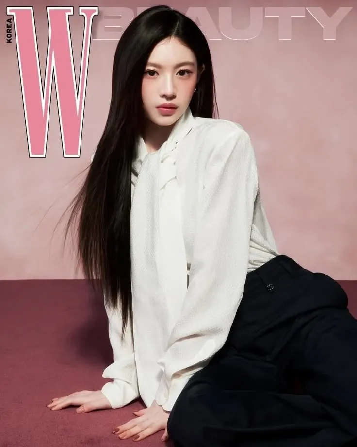 Latest photo of Go Younjung