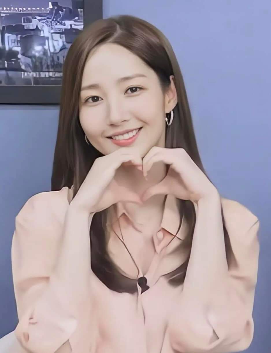 A moment captured by a fan of Park Minyoung