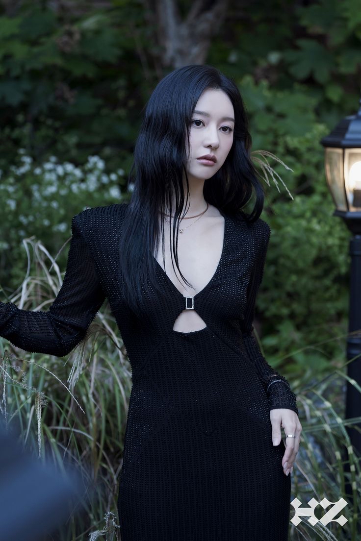 Recent activity shot of Kim Jiwon